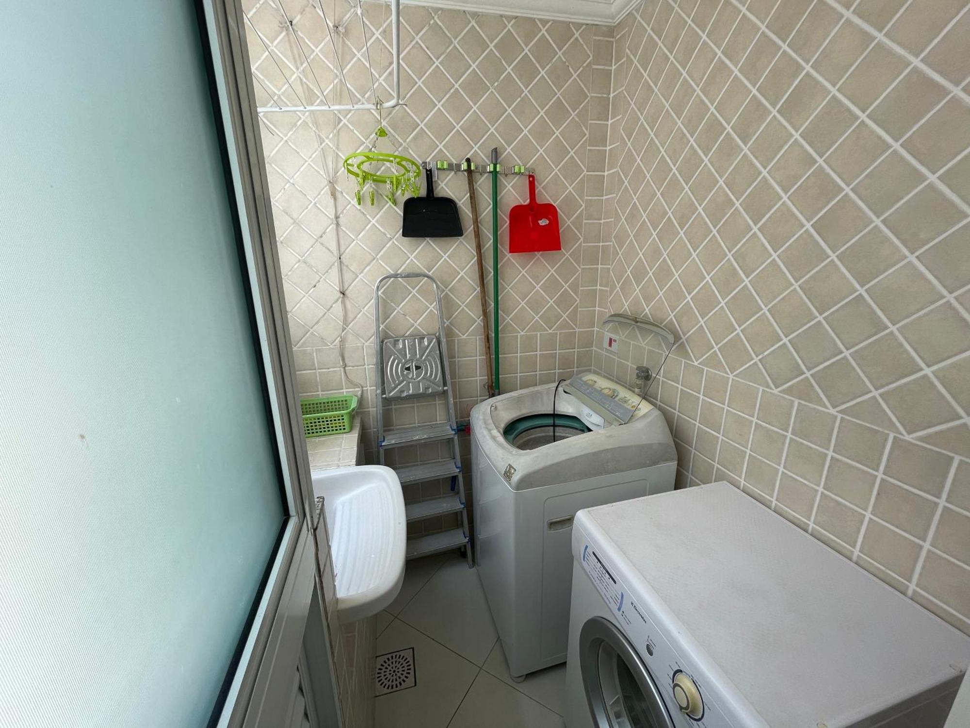מטיניוס Apartamento Mare Mansa A 30 Metros Da Praia Mansa Em Caioba Com Wifi מראה חיצוני תמונה